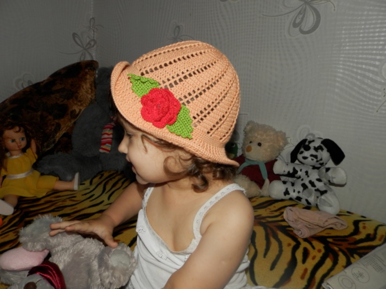 Наши летние шапочки. Оказывается не показывала.