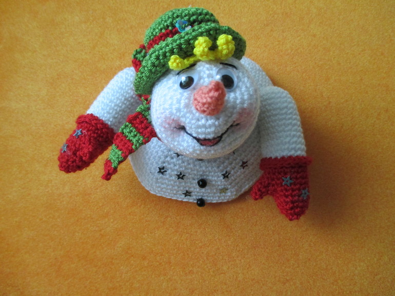 Снеговик Гномус и табунчик.