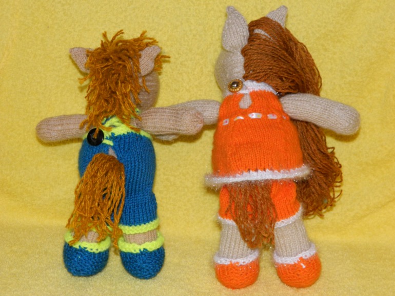 лошадки ищут новый дом