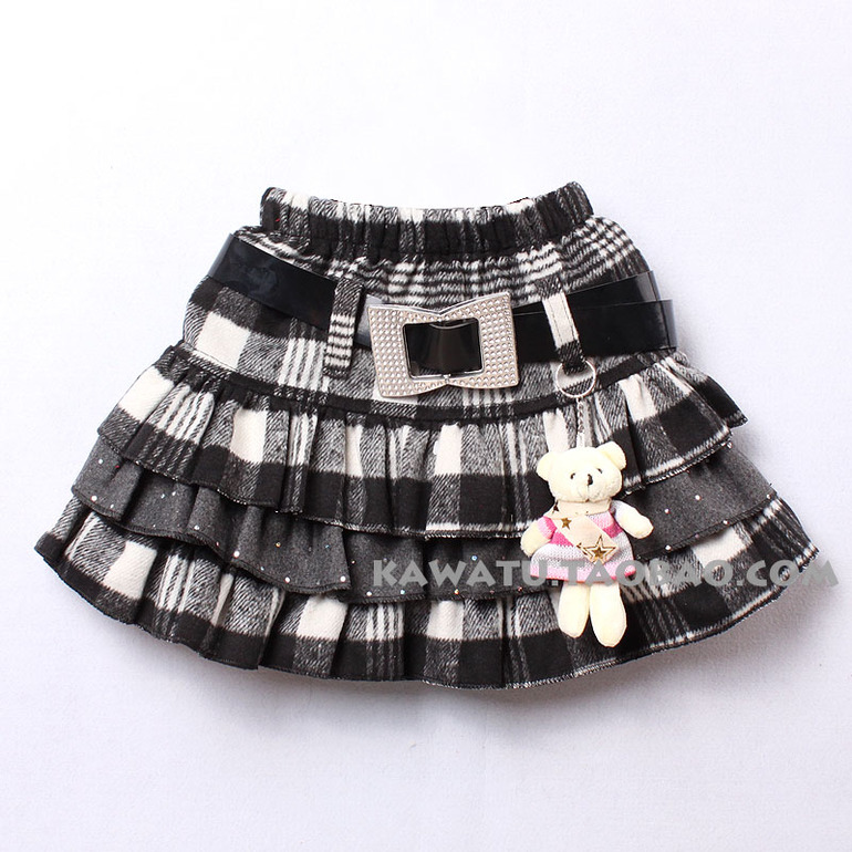 Комплекты и костюмы в наличии новые.