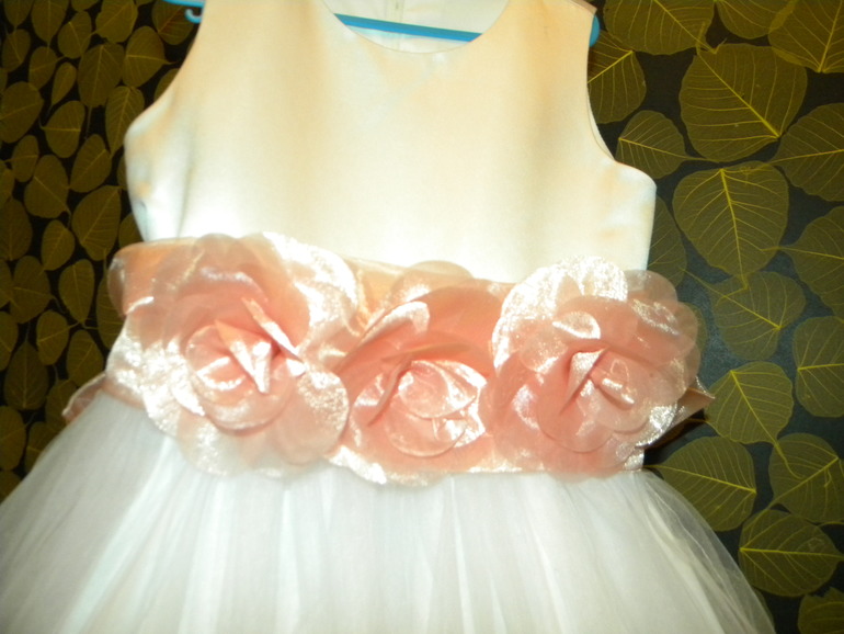 Платья нарядные .Большой выбор! ВСЁ В НАЛИЧИИ! СКИДКИ!