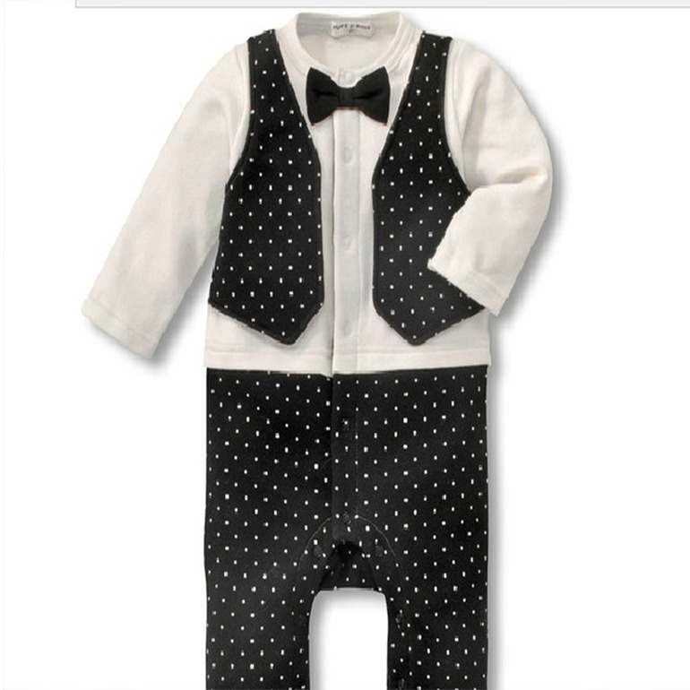 Праздничные костюмы для мальчиков.