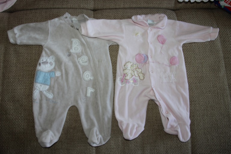 очень много фирменной одежды для девочки