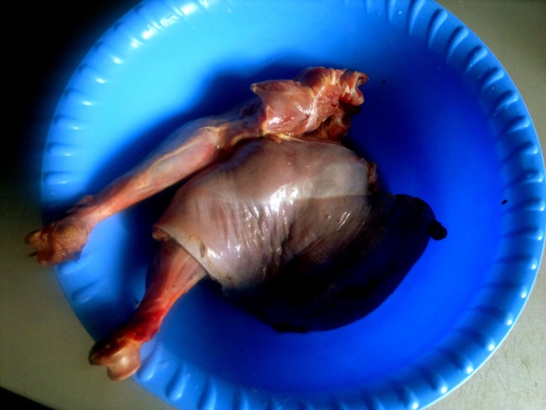 Запеченый глухарь в горчичном маринаде с клюквенным соусом