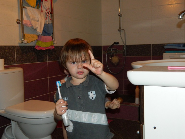 С моторчиком веселее*)