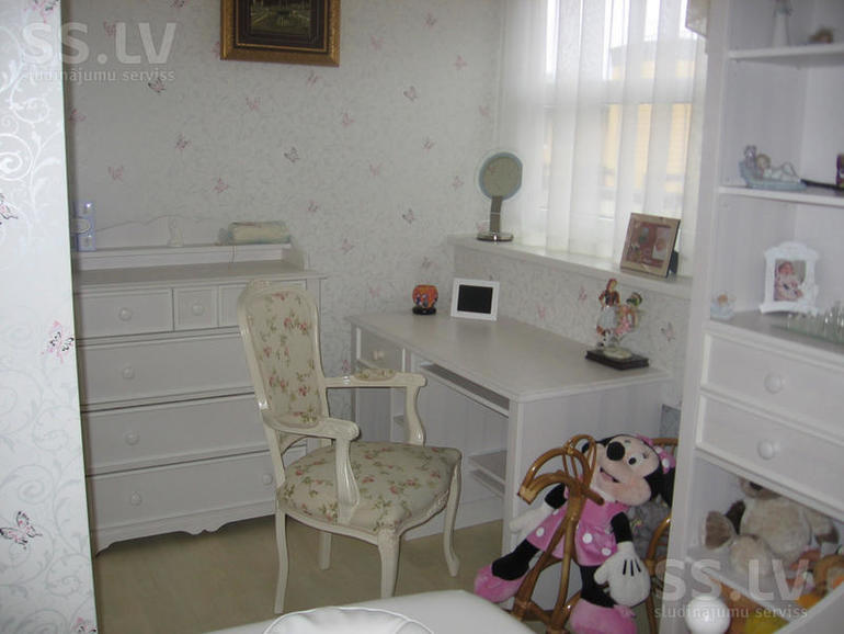 Подскажите что это за мебель.