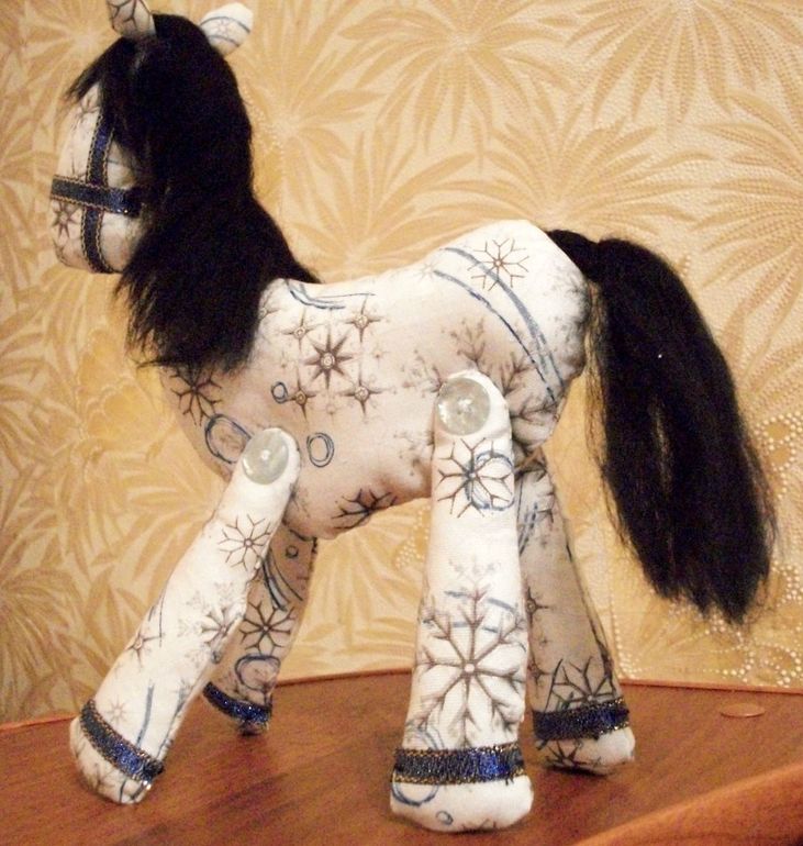 Коняшка новогодняя))