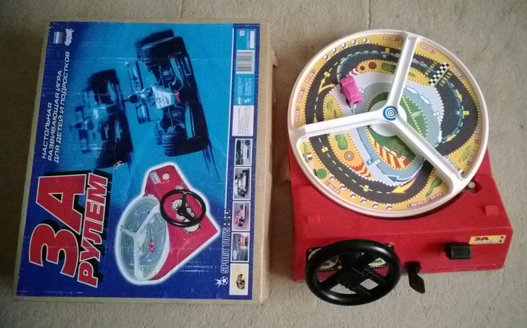 Отдам резиновые сапожки 25 р-р д/д и 26 р-р д/м, р-н м.Каховская