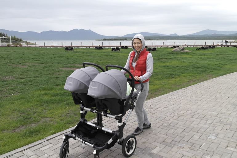 Автокресла Maxi Cosi с базой Isofix плюс переходник на Bugaboo Donkey