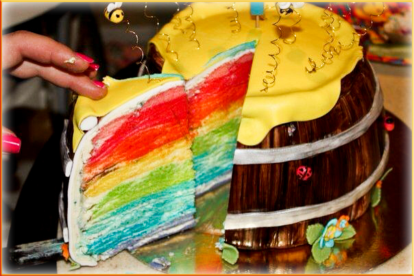 Боченок с мёдом.