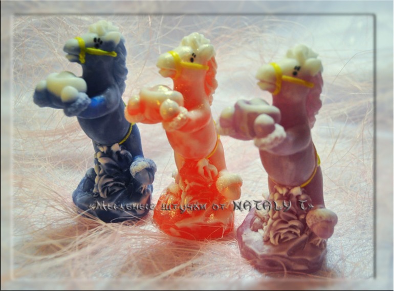 Новые лошадки))))