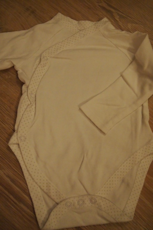 для девочки от рождения до 1,5 годика все сезоны