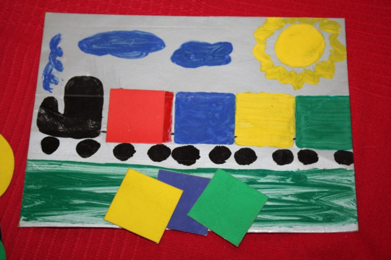 Воспринимаем цвет, формы, ищем