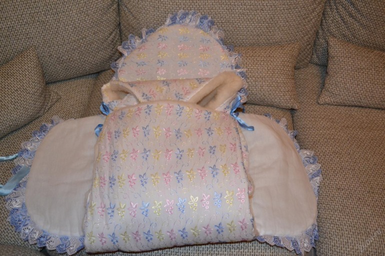 А вот и наша первая покупочка для малыша! =)