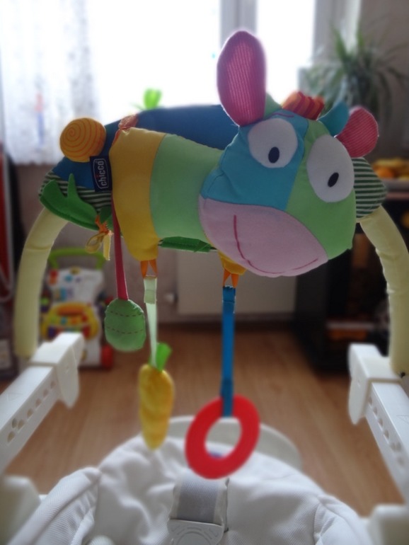 Продается стульчик CHICCO POLLY MAGIC - 4000 руб.