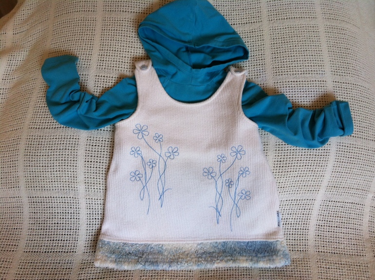 Для девочки много одежды от 80 до 4 лет! Прошу под кат!