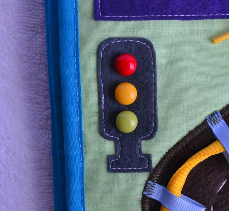 Именная развивающая книжечка)