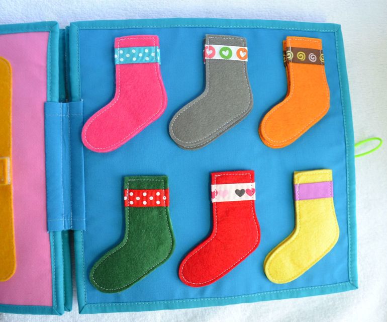 Именная развивающая книжечка)