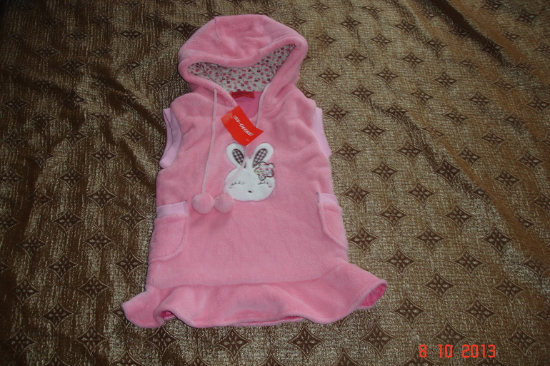 Продам пальто и жилет-тунику для девочки 4-5 лет,новые,почта