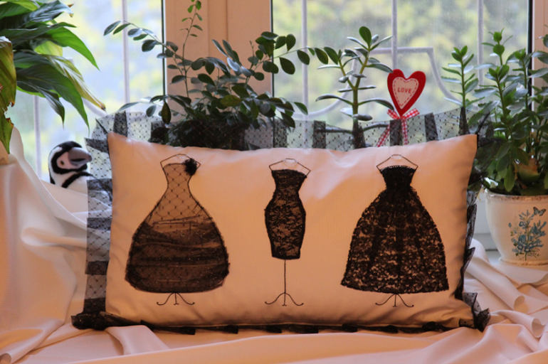 Интерьерная подушка для подружки