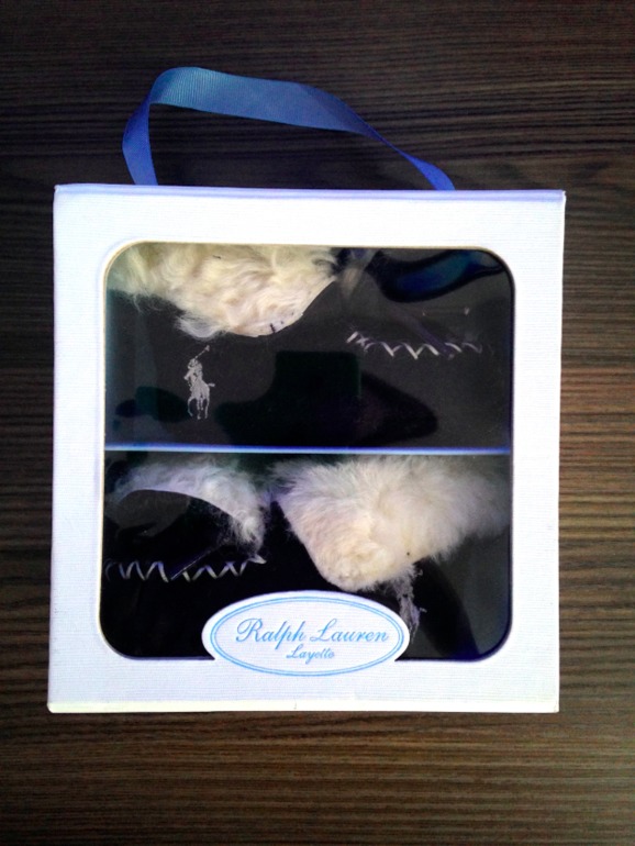 Продам новые тепленькие угги Ralph Lauren 6-9 мес
