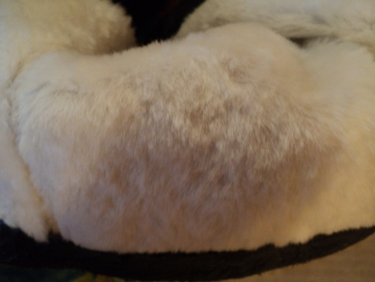 DG кроссовочки,кожа (д/с) р.24 - 1600 руб. САПОЖКИ зимн.с мехом овчина BIKK р.39(на наш 38)новые