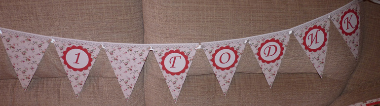 Цветочное годовасие для Златочки!)