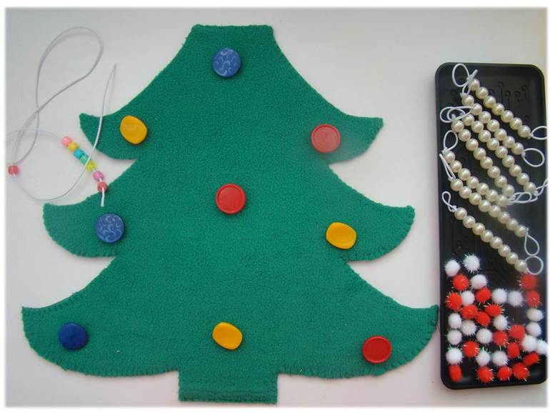 Пуговичный тренажер "Наряди ёлочку!"