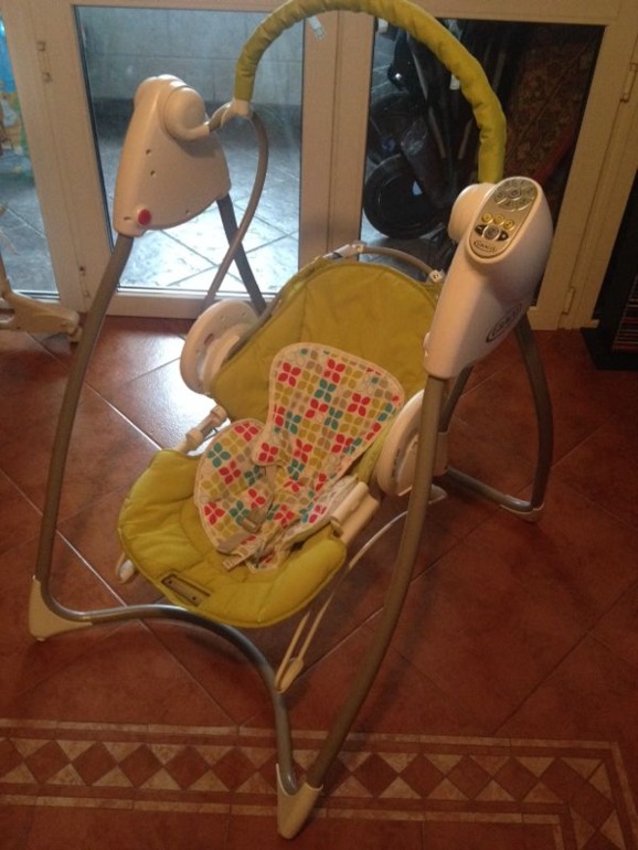 Качели электронные Graco Swing n Bounce