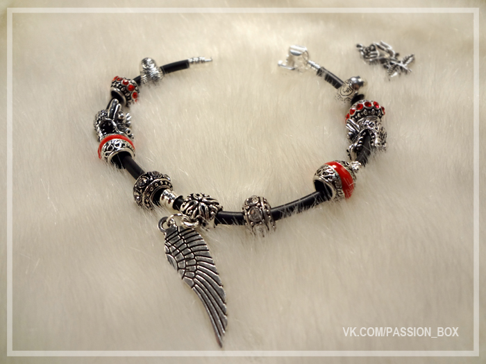 Браслеты в стиле Pandora