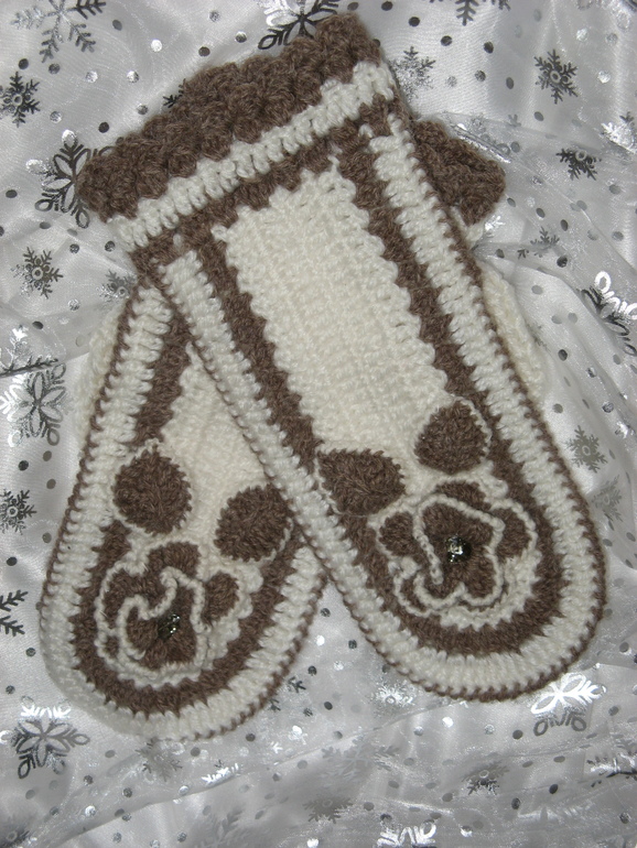 Cвязались вот такие варежки.