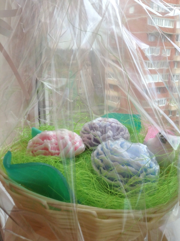 Корзинка пионов