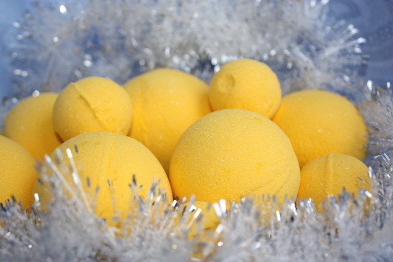 Бомбочки для ванны 3 вида.