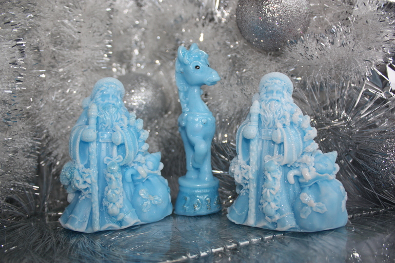 Дед мороз в голубом