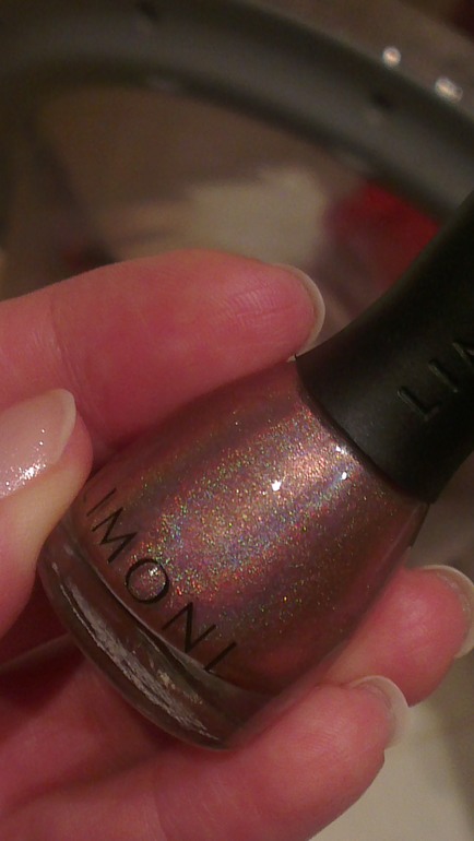 Затестила лак Limoni Prism 3D