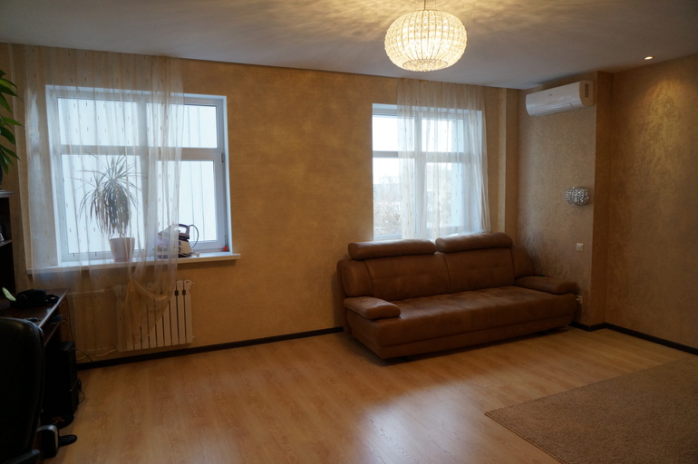 Интерьер гостиной - цветовые решения текстиля.