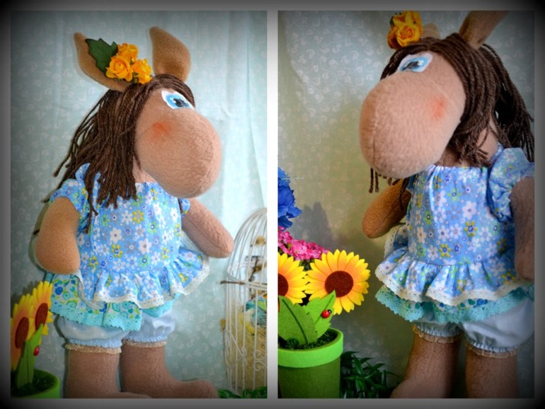 Лошадка в голубом летне-осенняя!