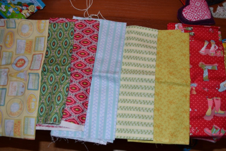 а у нас подарки!