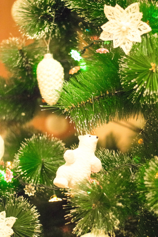 Мы тоже нарядили елочку