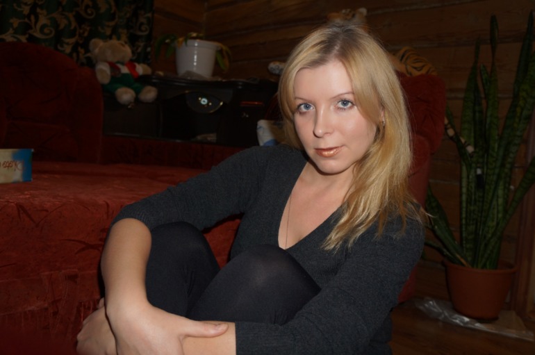 девочки как лучше с чёлкой или без?