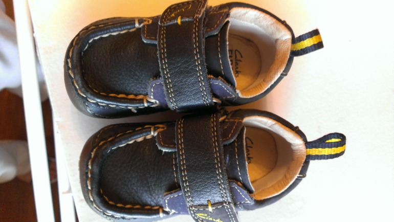 Ботиночки Clarks первые шаги 18,5 б/у 700руб