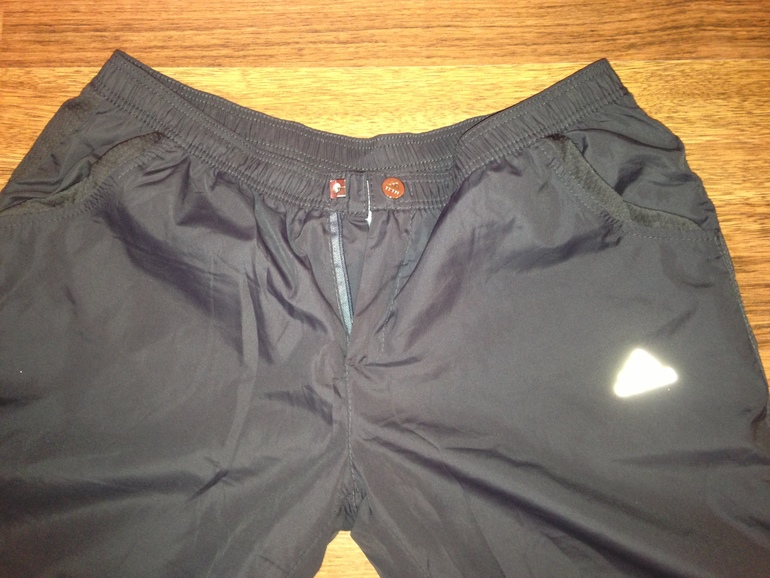 Спортивные штаны+новые джинсы. Войковская