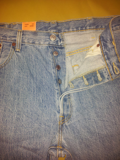 Новые джинсы Levis