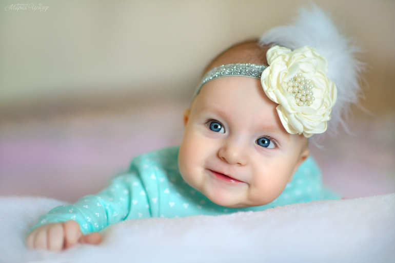 простая книга. маленькая варя. сирень амурская syringa amurensis. маленькая варя. варюша маленькая девочка малыши.