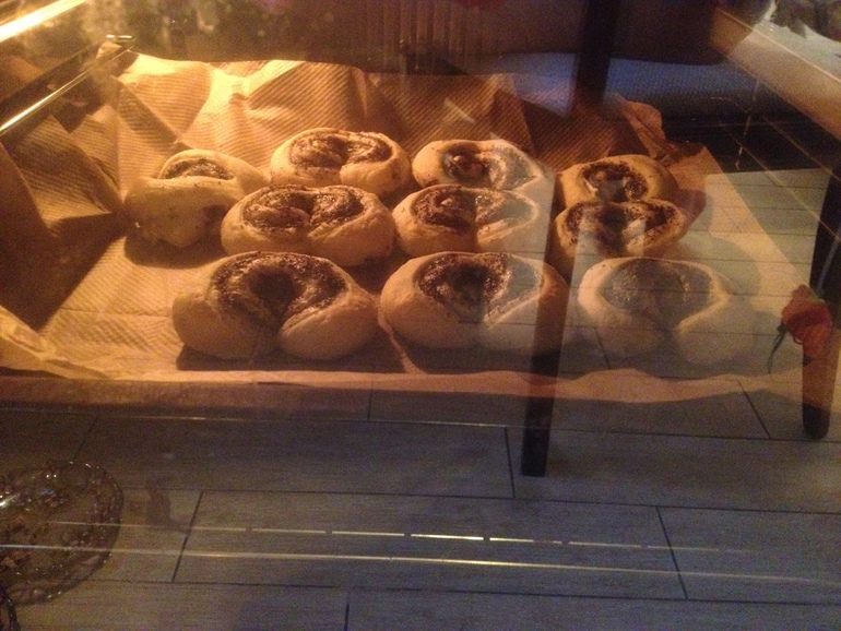 "Сердечки" с ореховой и маковой начинкой по быстрому!!