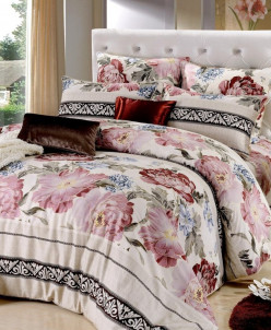 Комплекты постельного белья Джул%ианна Семей%ный