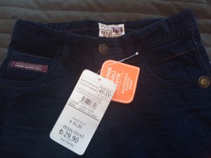 Новое. 2 пары вельветовых джинсов 4-5 лет