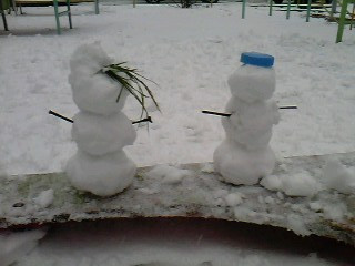 Снеговики