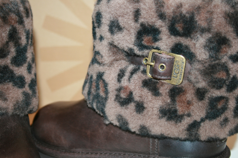 UGG, оригинал, 31 и 31 р-ры, 3000 и 3200 ру