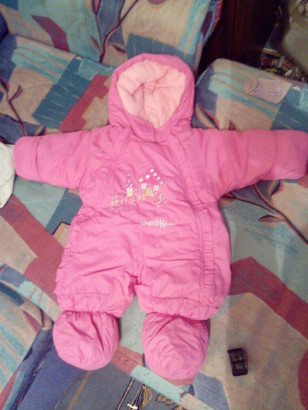 Продам комбинезон демисезонный